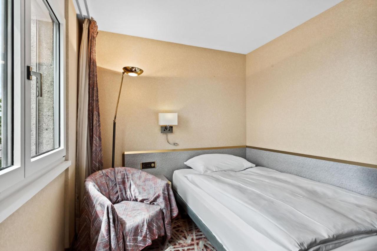 Becozy Au Parc Retro Edition Self-Check-In Rooms & Studios Fribourg Eksteriør billede