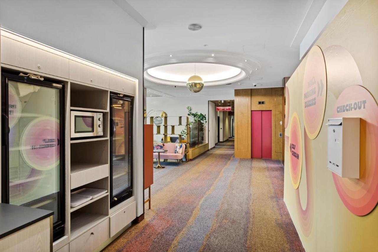 Becozy Au Parc Retro Edition Self-Check-In Rooms & Studios Fribourg Eksteriør billede