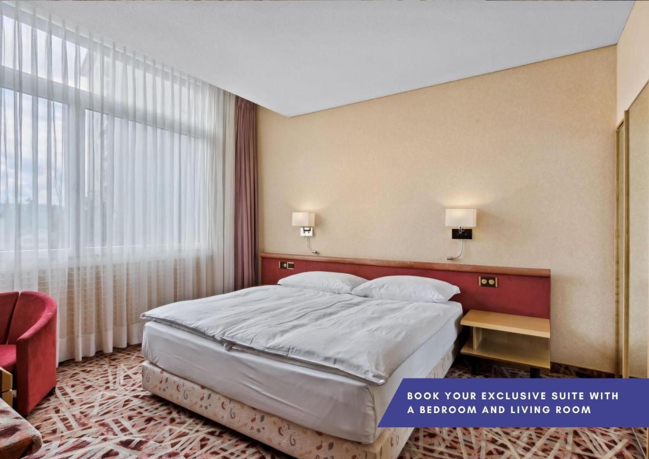 Becozy Au Parc Retro Edition Self-Check-In Rooms & Studios Fribourg Eksteriør billede